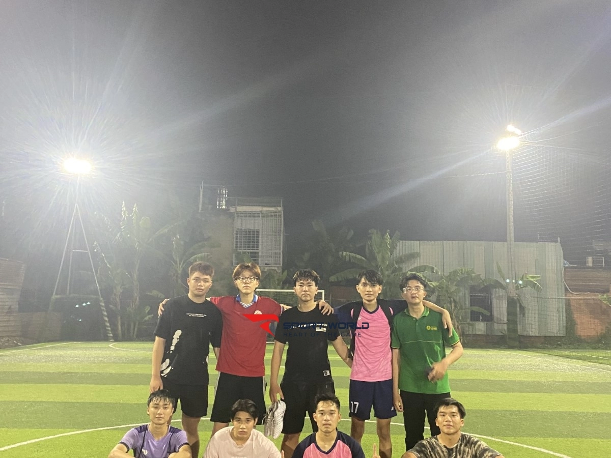 Sân bóng đá cỏ nhân tạo Vĩnh Lộc