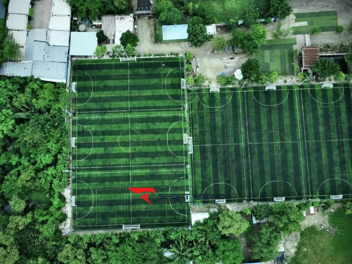 Sân bóng đá Trịnh Quang Nghị