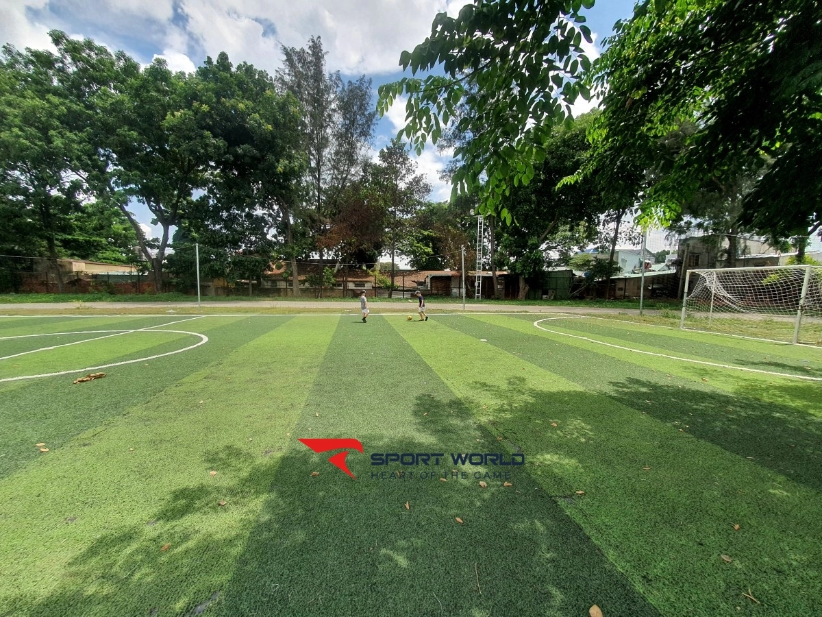 Sân Bóng Đá Thới Tứ