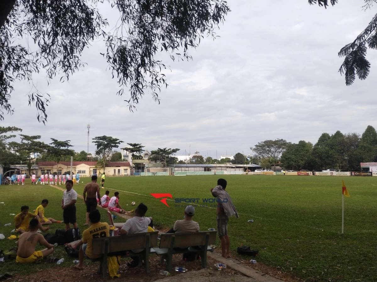 Sân vận động Tân Hiệp