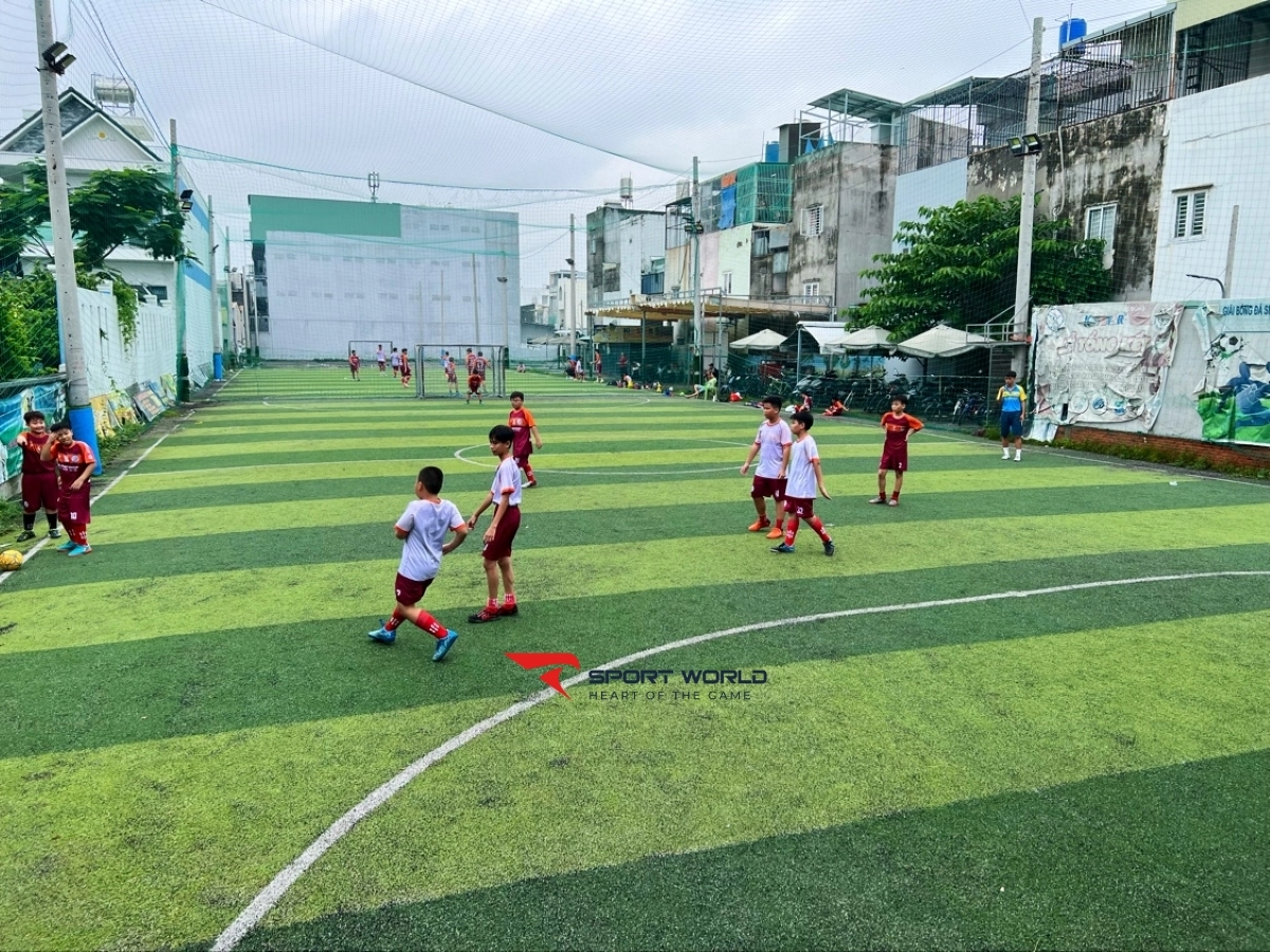 Sân bóng đá Goal 90'+1