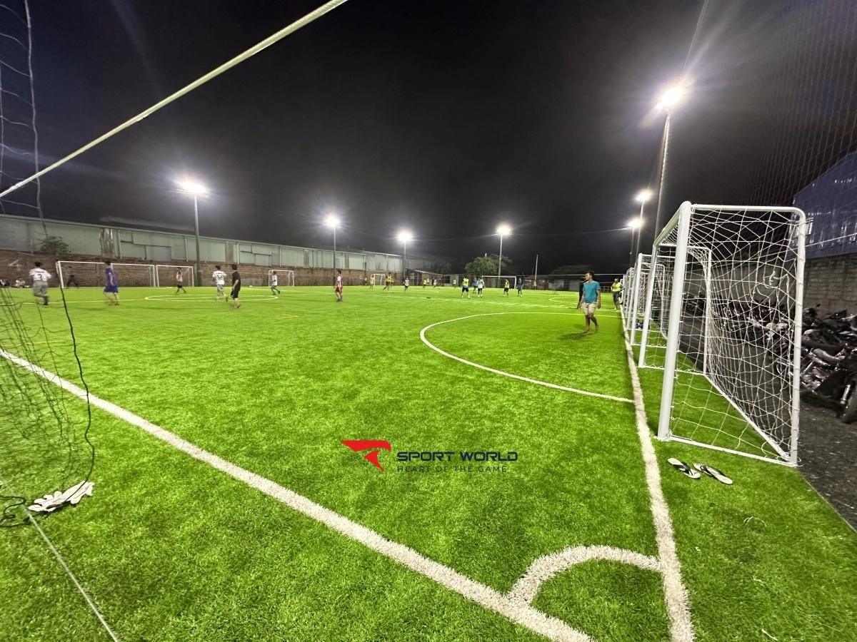 Sân Bóng Đá Cỏ Nhân Tạo CT9 - Vũ Công Tuyền