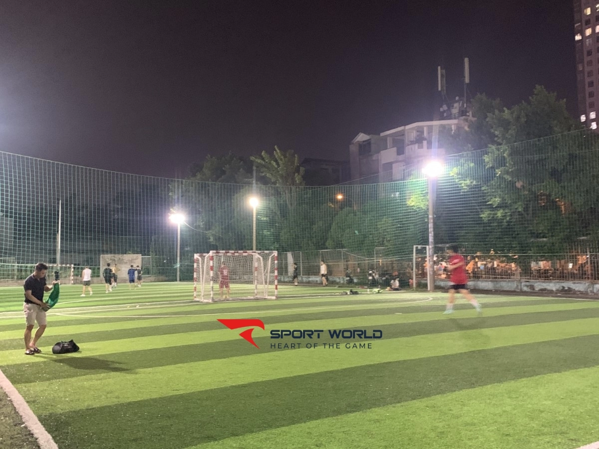 Sân cỏ nhân tạo Quận 8