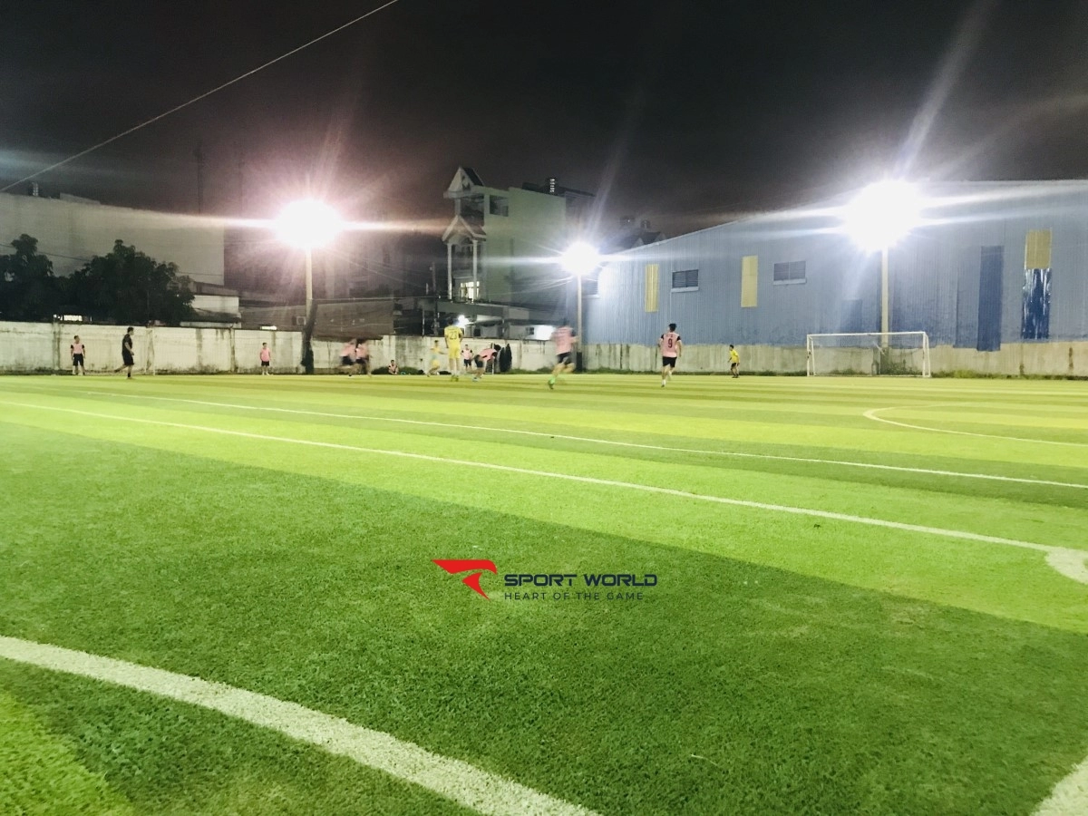 Sân bóng đá Trung tâm Thể thao Tiến Minh