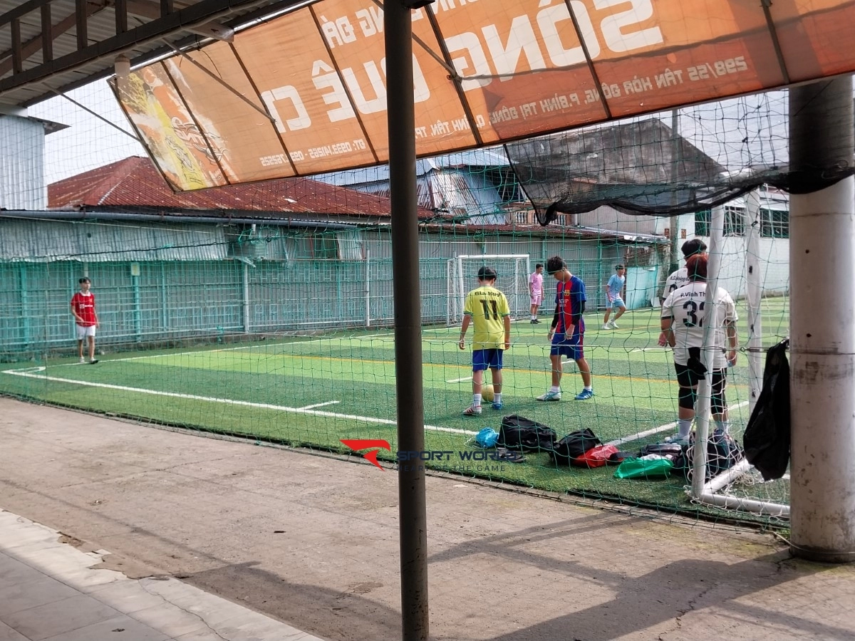 Sân bóng đá cỏ nhân tạo Sông Quê