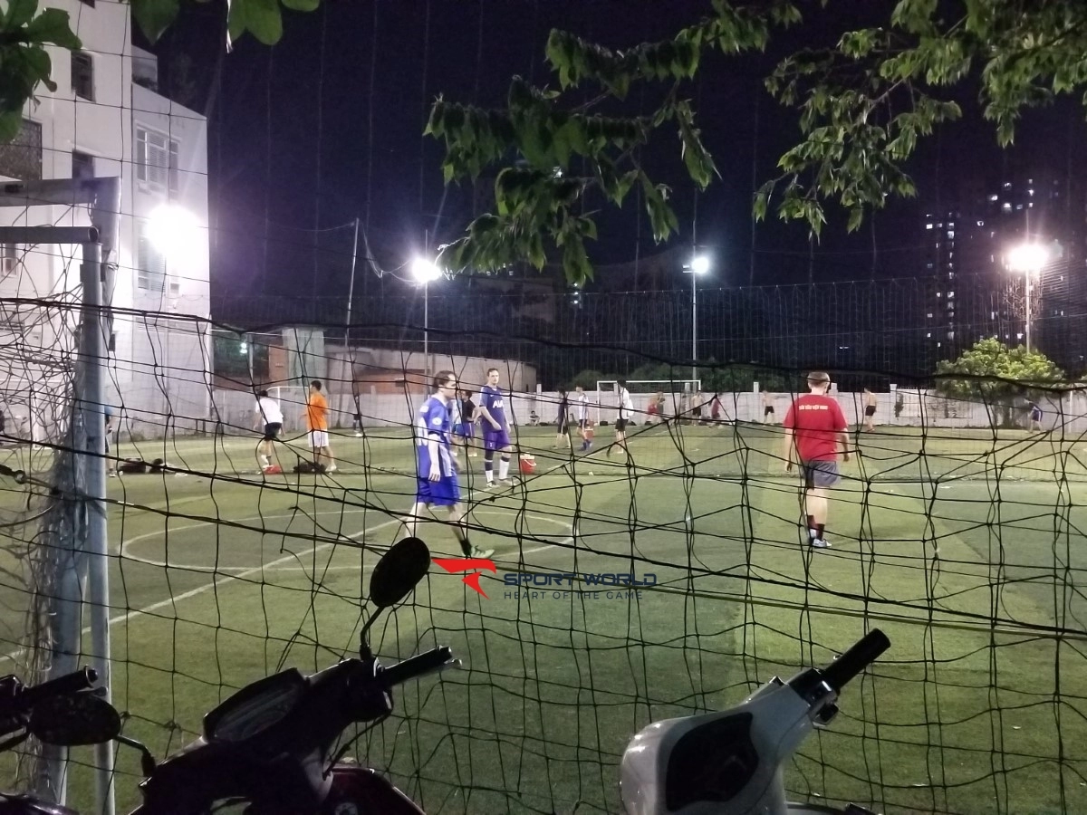 Sân bóng Hồng Bàng