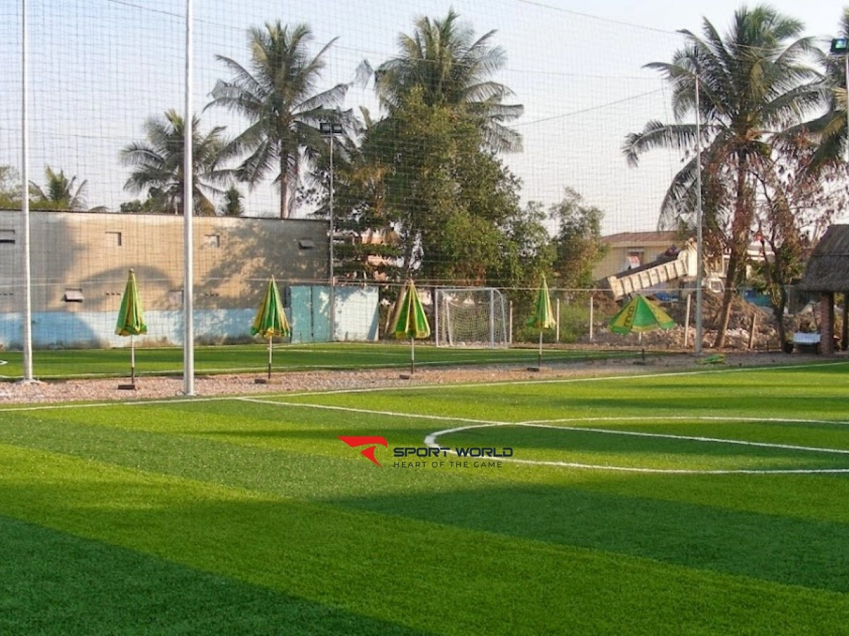 Sân bóng đá mini 230