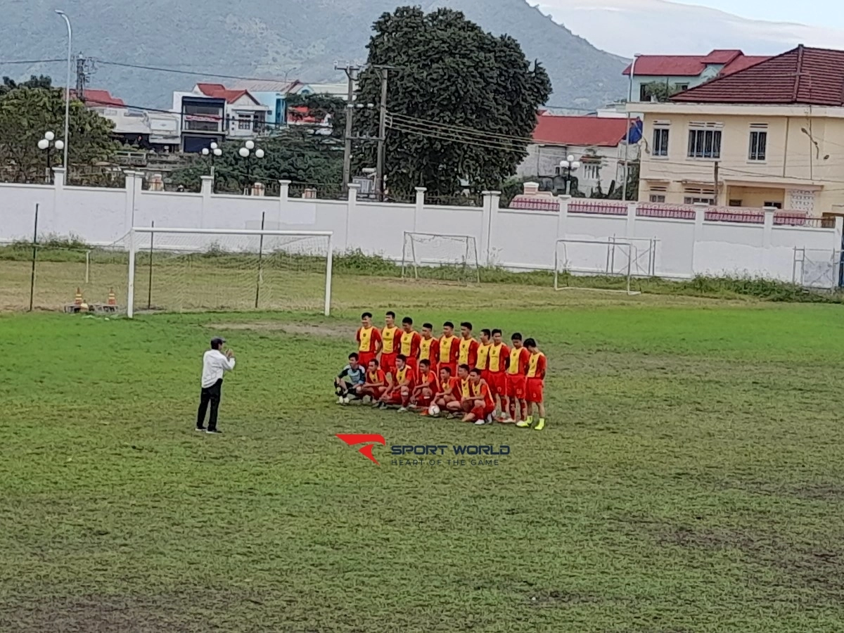 Sân vận động huyện Diên Khánh