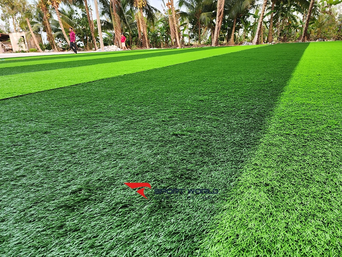 Sân bóng Đức Ngươn