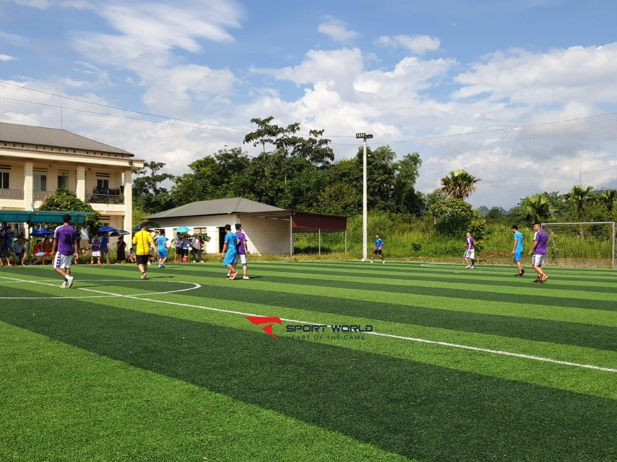 Sân vận động Văn Bàn