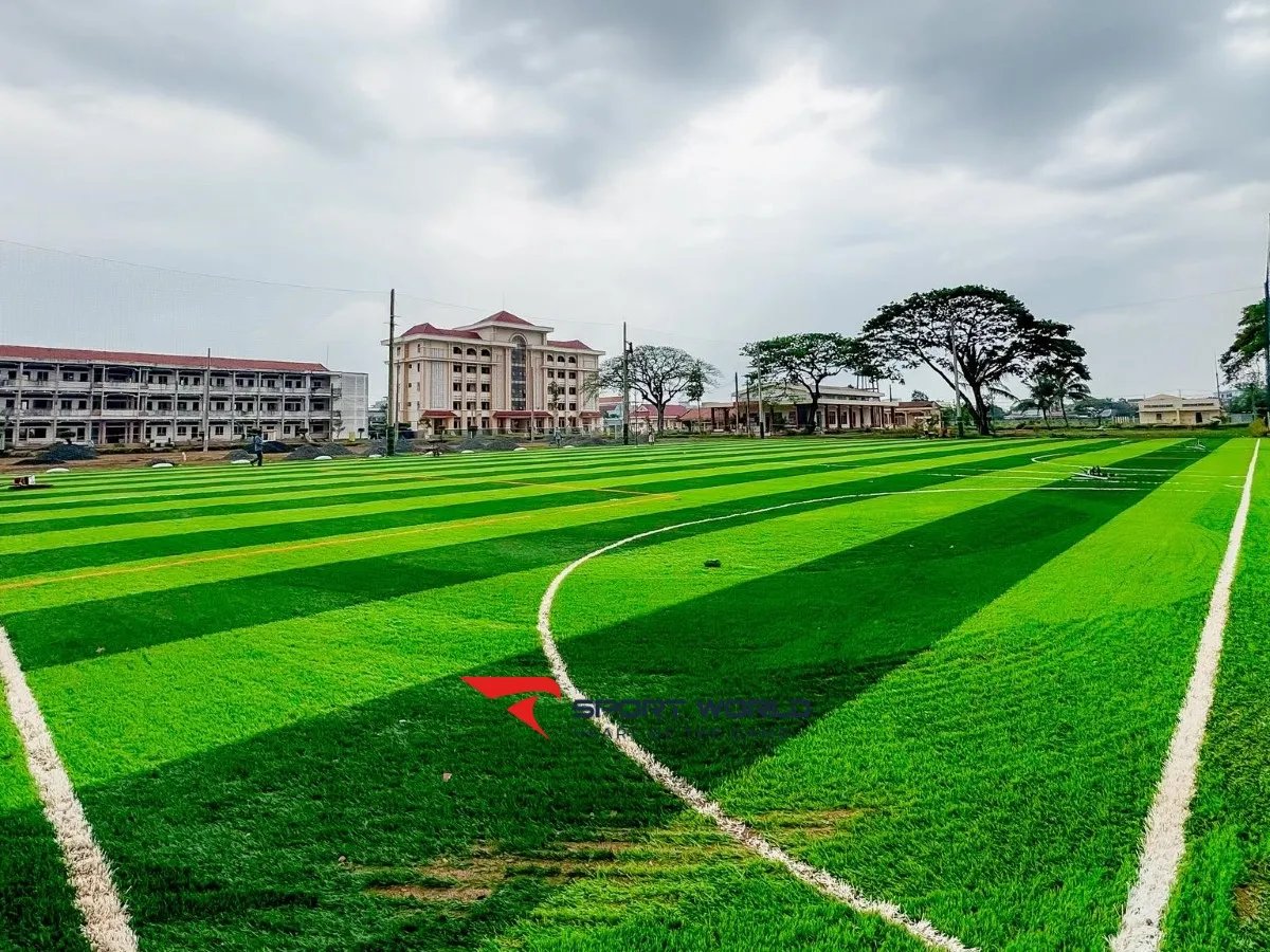 Sân bóng đá Trần Linh Long An