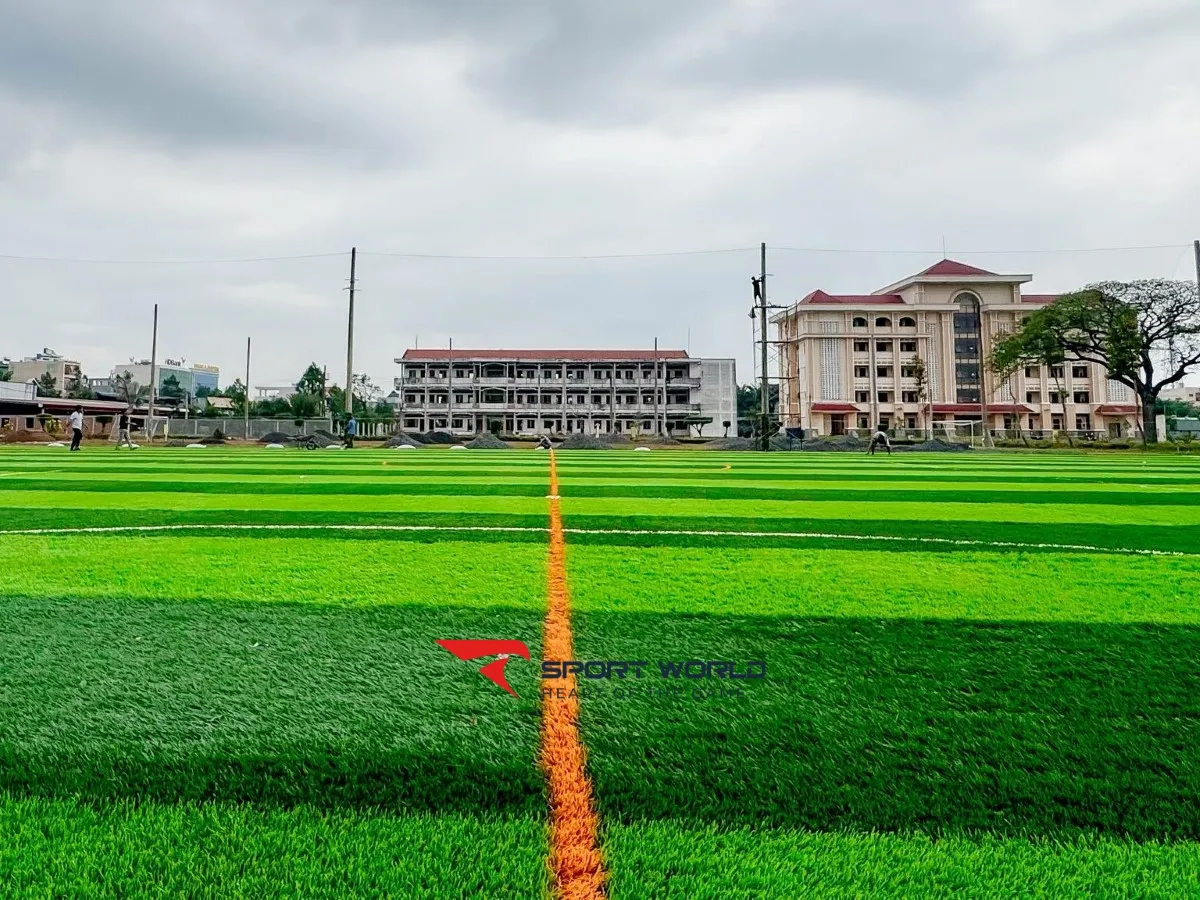 Sân bóng đá Trần Linh Long An
