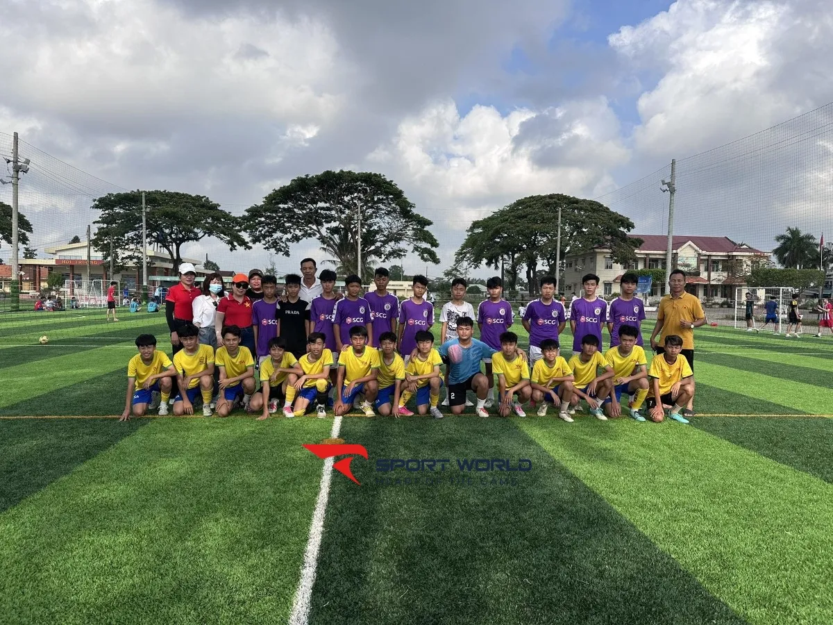 Sân bóng đá Trần Linh Long An