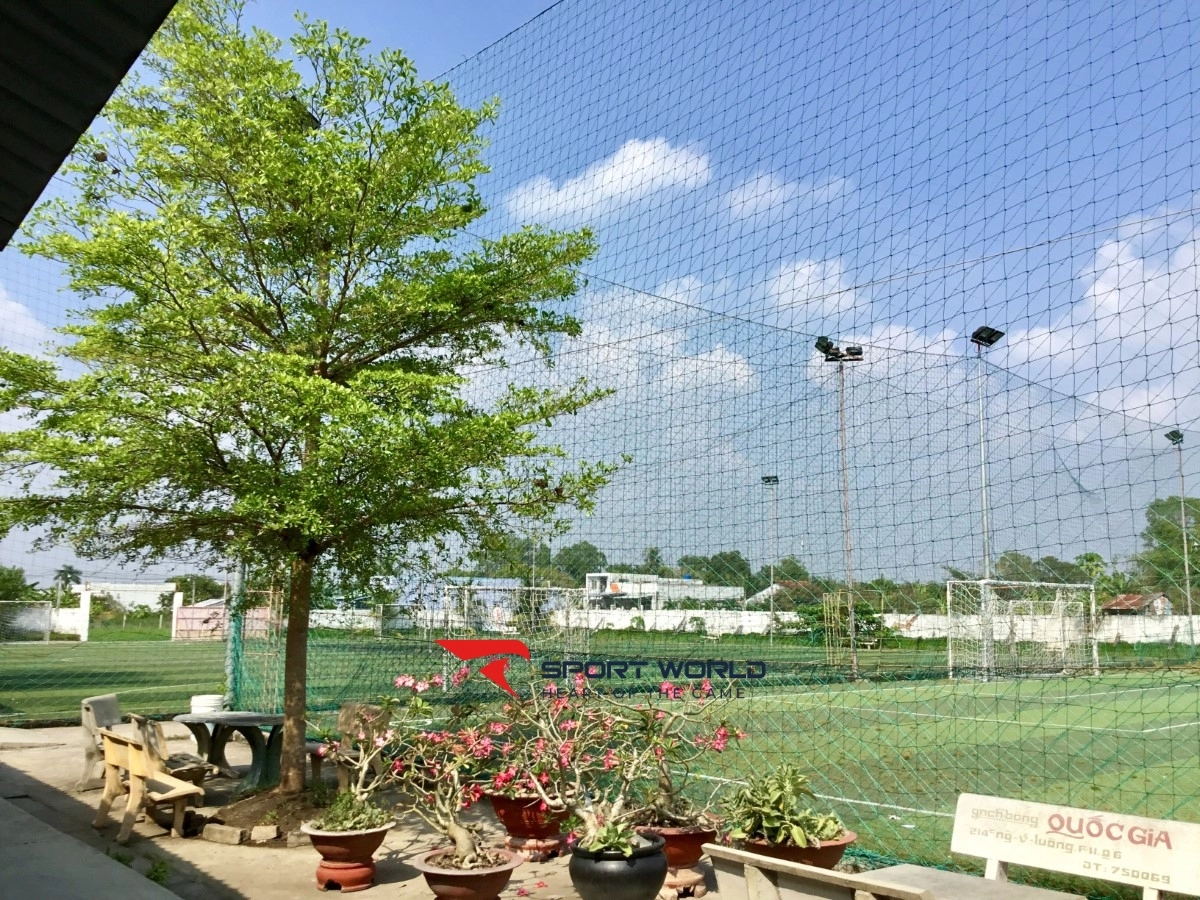 Sân bóng Vạn Lợi