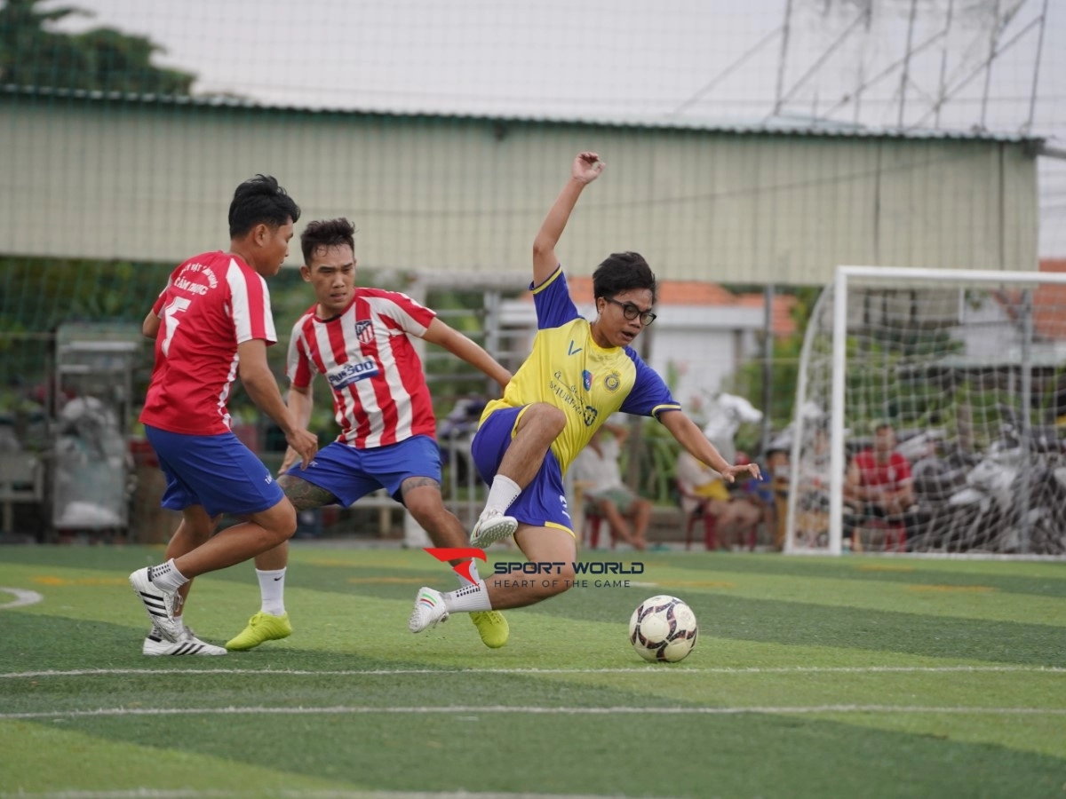 Sân bóng đá mini Phát Đạt