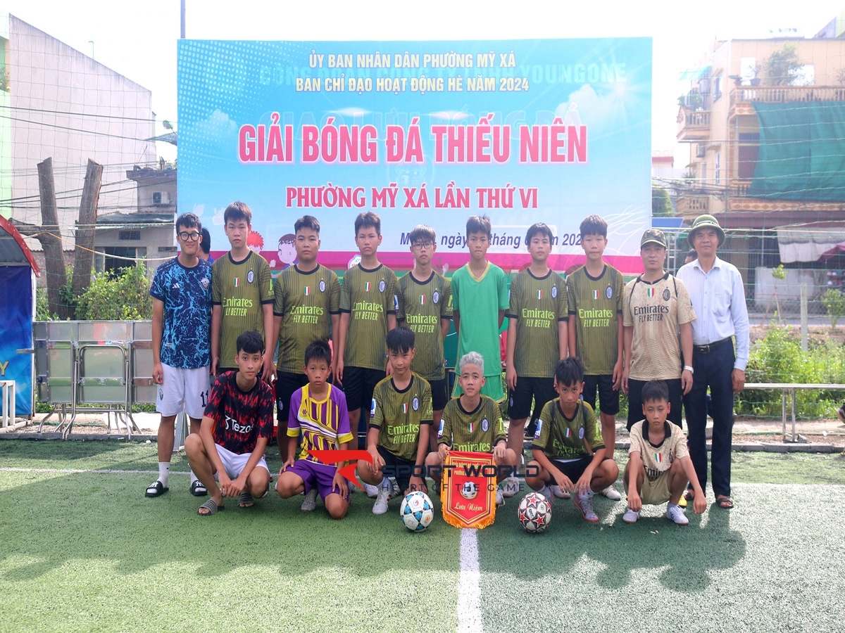 Sân bóng Mỹ Xá