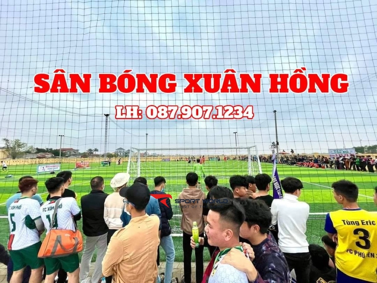 Sân bóng Xuân Hồng