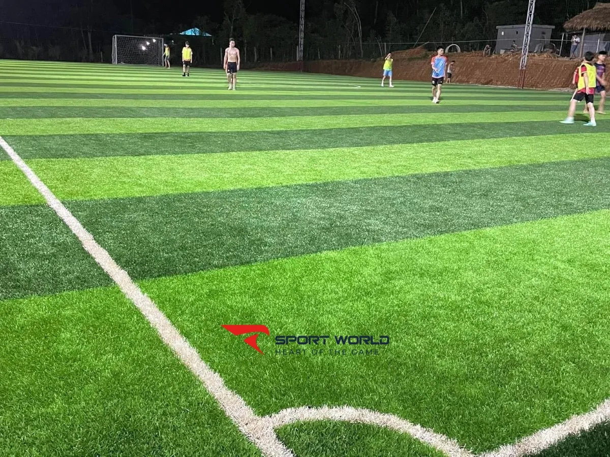 Sân bóng đá cỏ nhân tạo Lê Hương