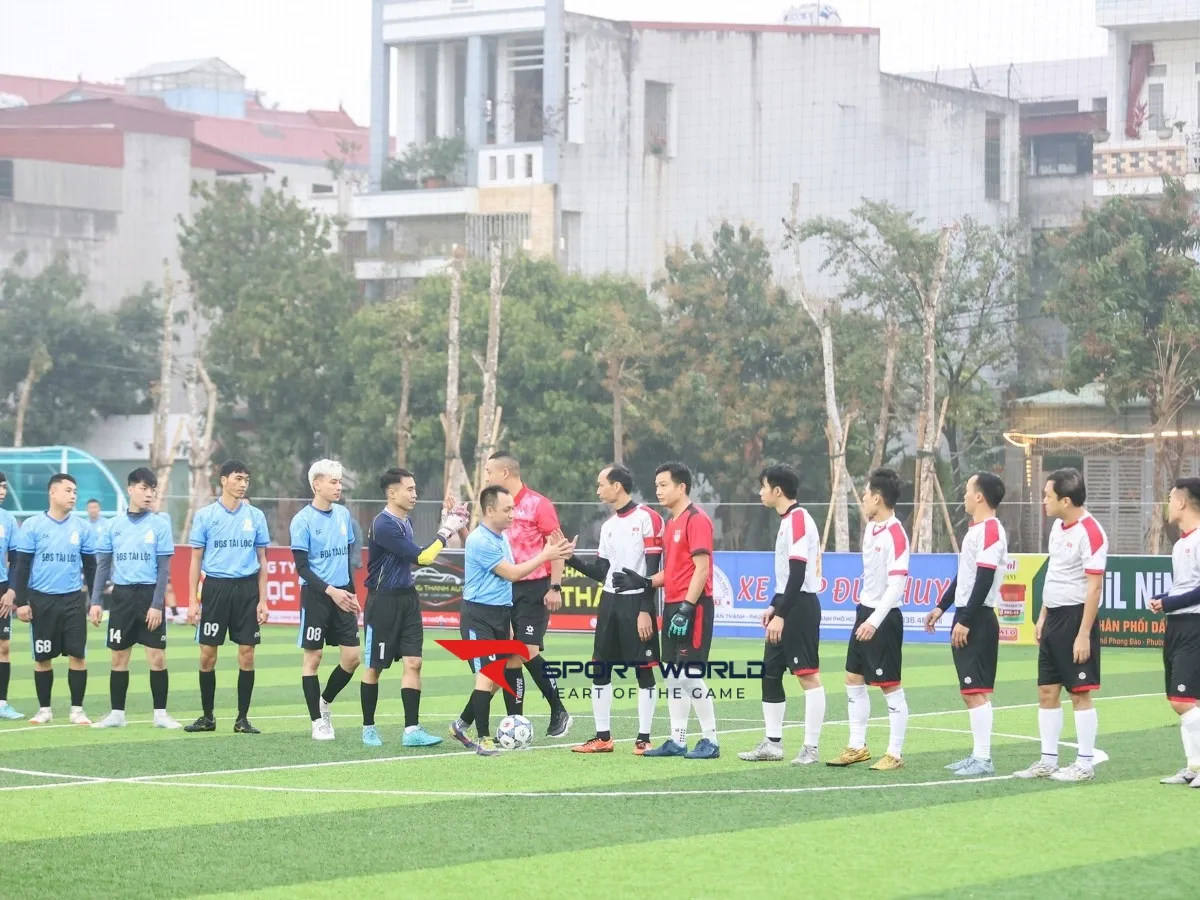 Sân bóng đá Ninh Khánh