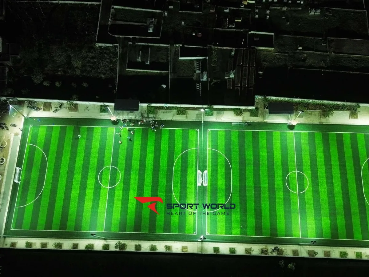 Sân bóng đá Hưng Phương