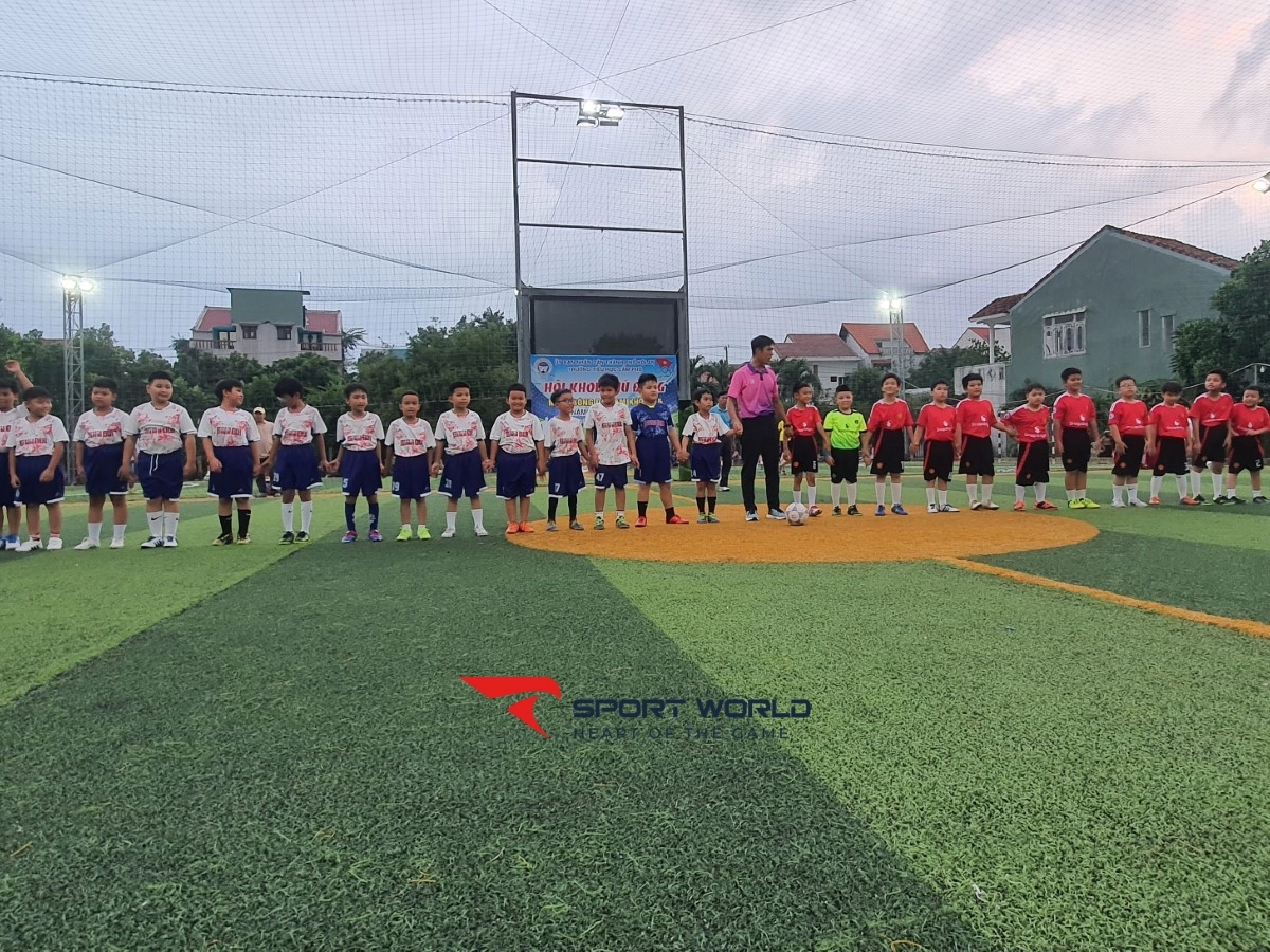 Sân bóng đá Mini Bá Nhật