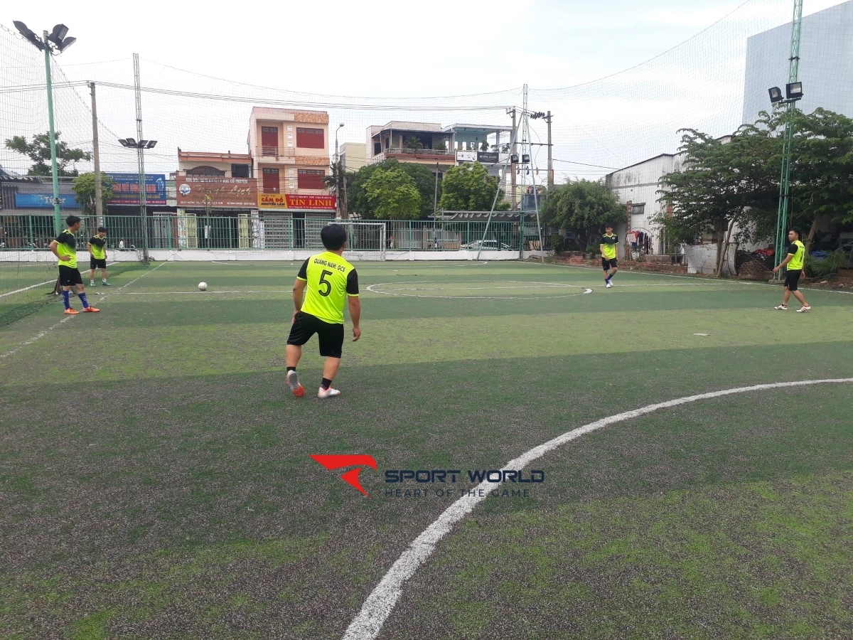 Sân bóng Mini Quang Nguyễn