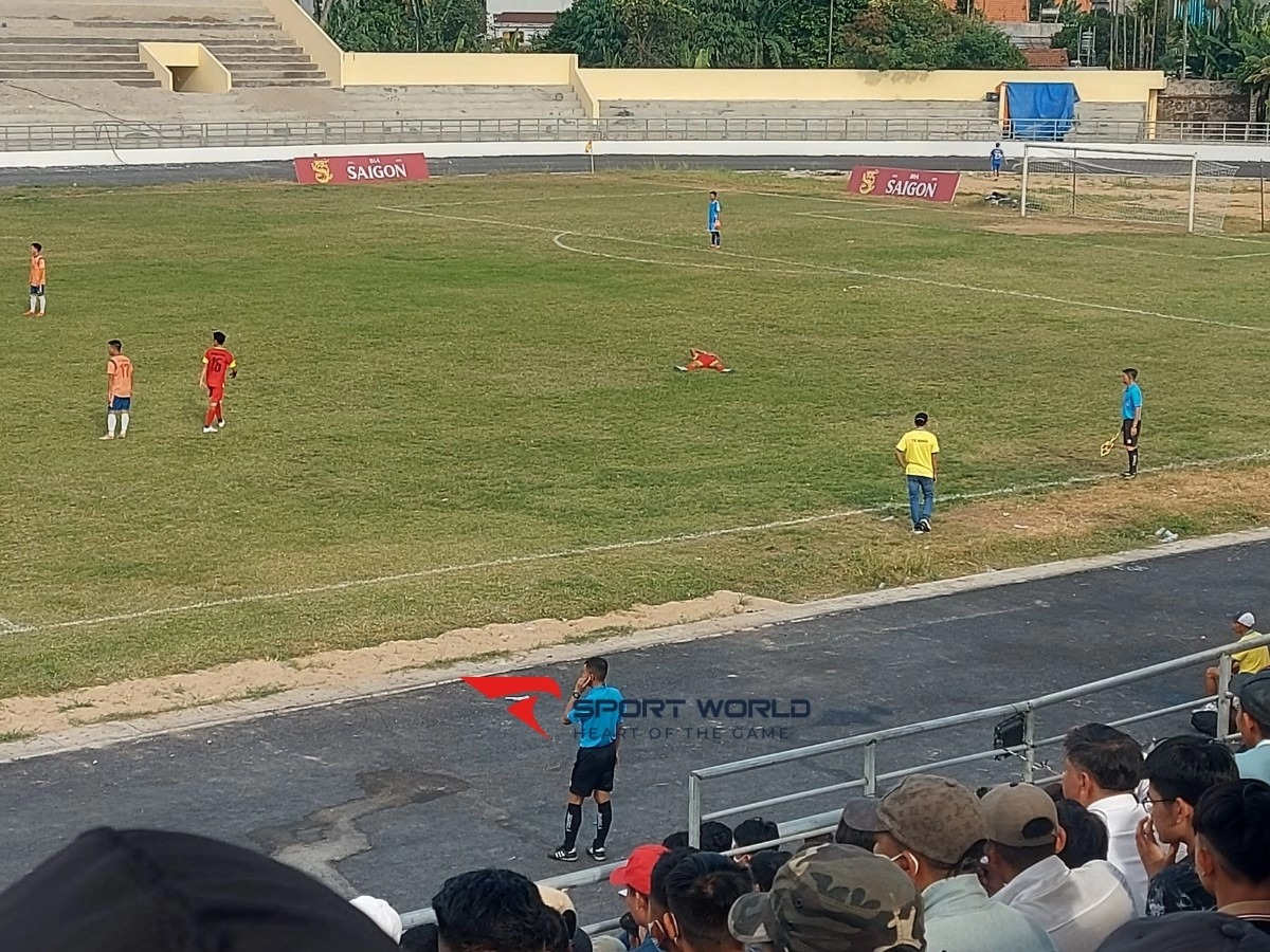 Sân vận động Quảng Ngãi