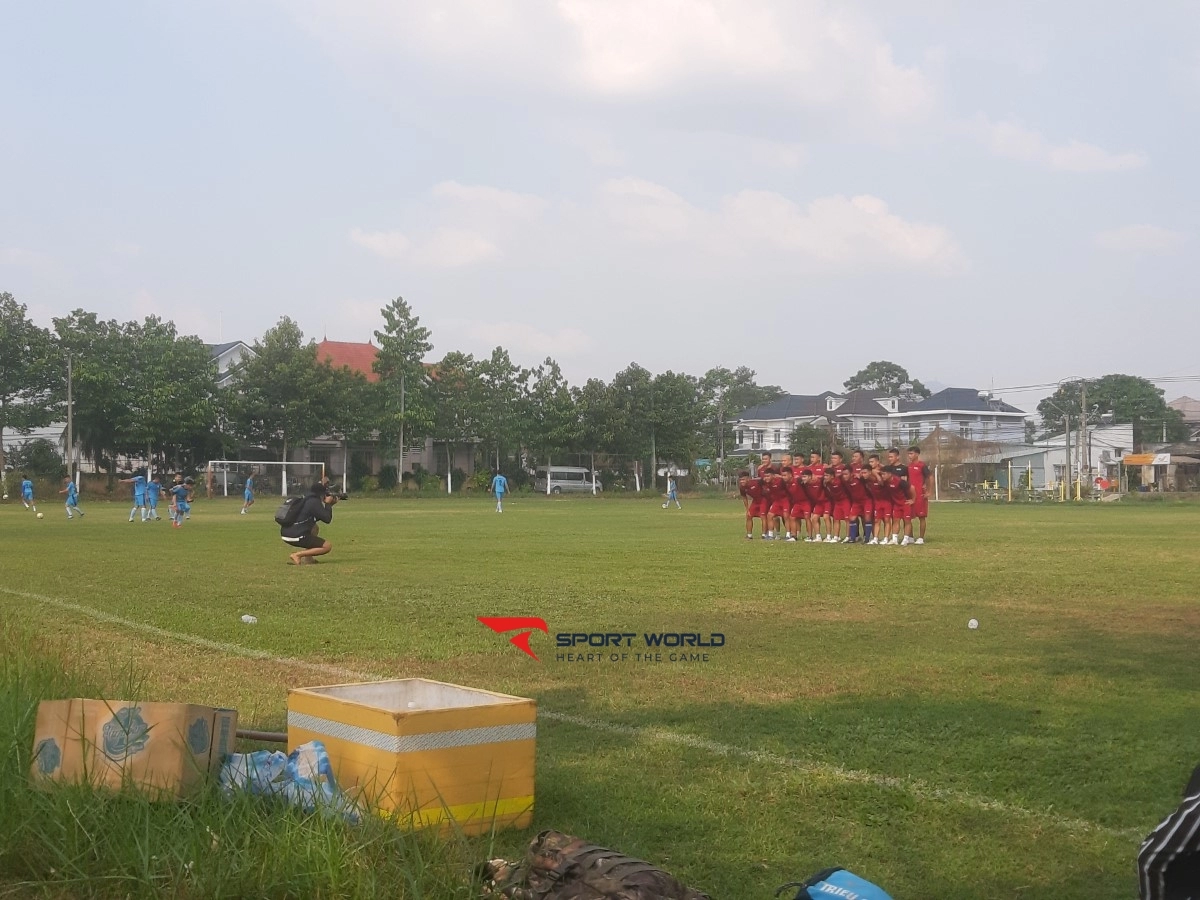 Sân bóng đá Thanh Thuận