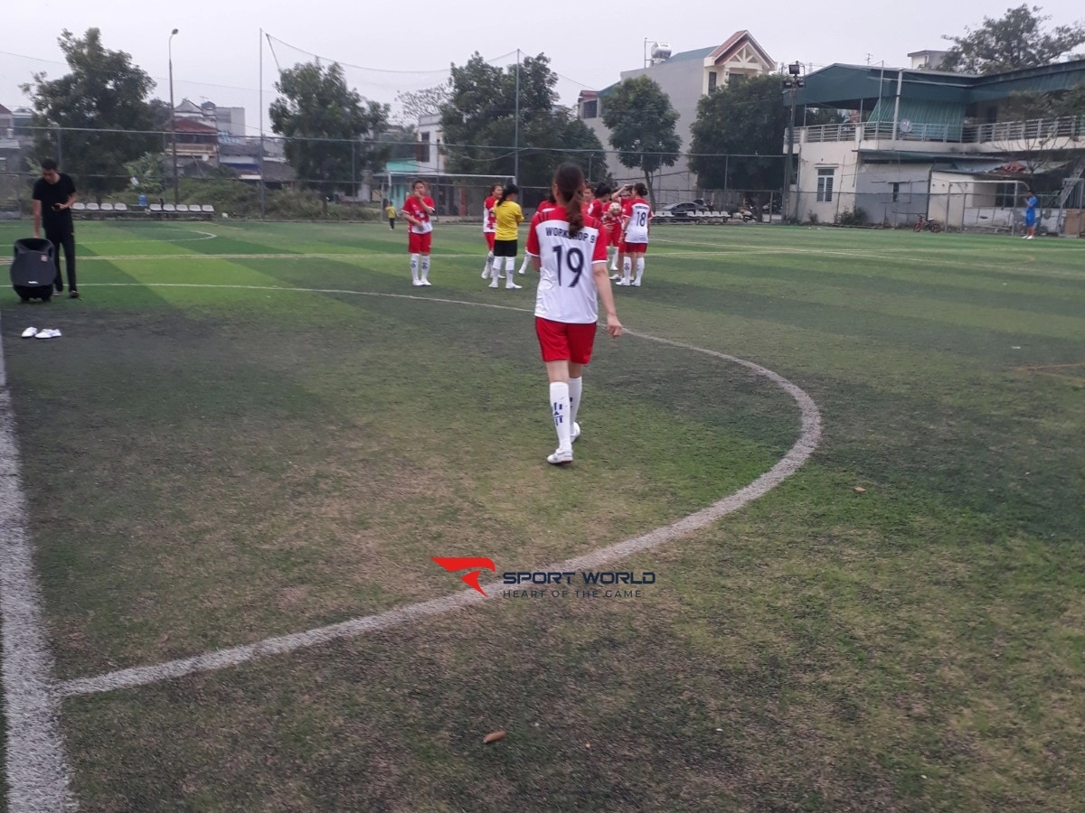 Sân bóng Tuấn Khang