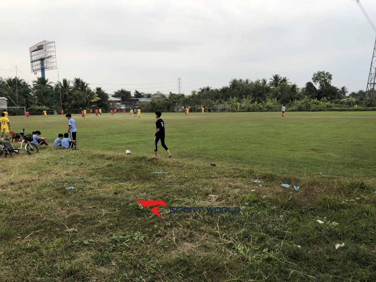 Sân bóng Tam Hiệp