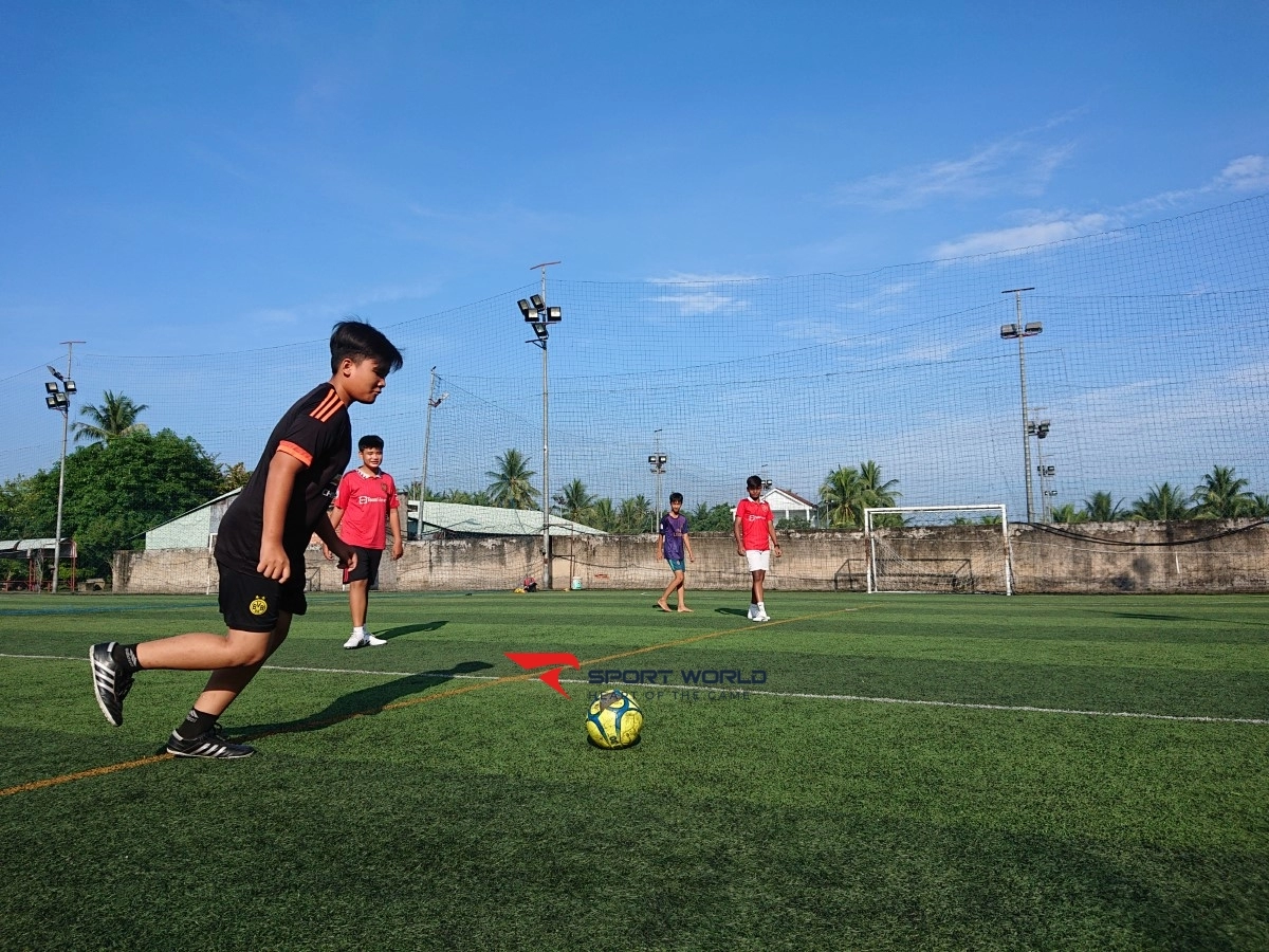 Sân Bóng Đá Mini Bình Sport FC