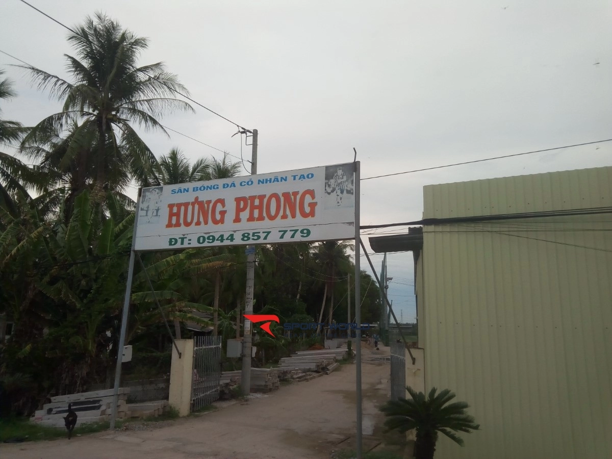 Sân bóng đá mini Hưng Phong