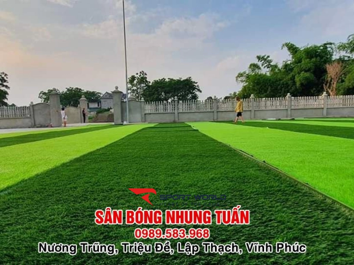 Sân bóng Nhung Tuấn