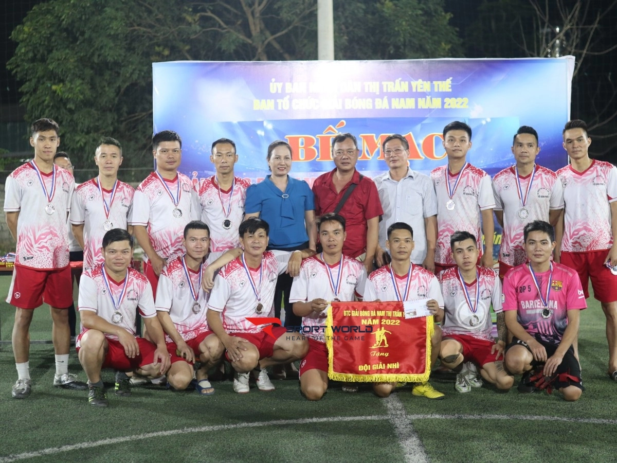 Sân bóng nhân tạo Yên Thế