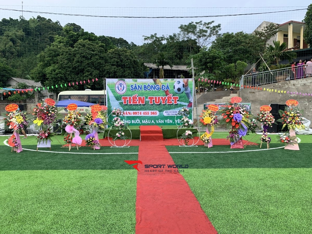 Sân phủi Tiến Tuyết - Mậu A