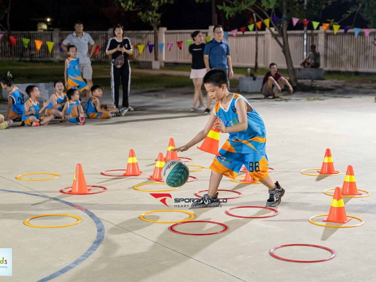 Trung tâm bóng rổ Đà Nẵng - iKids Danang