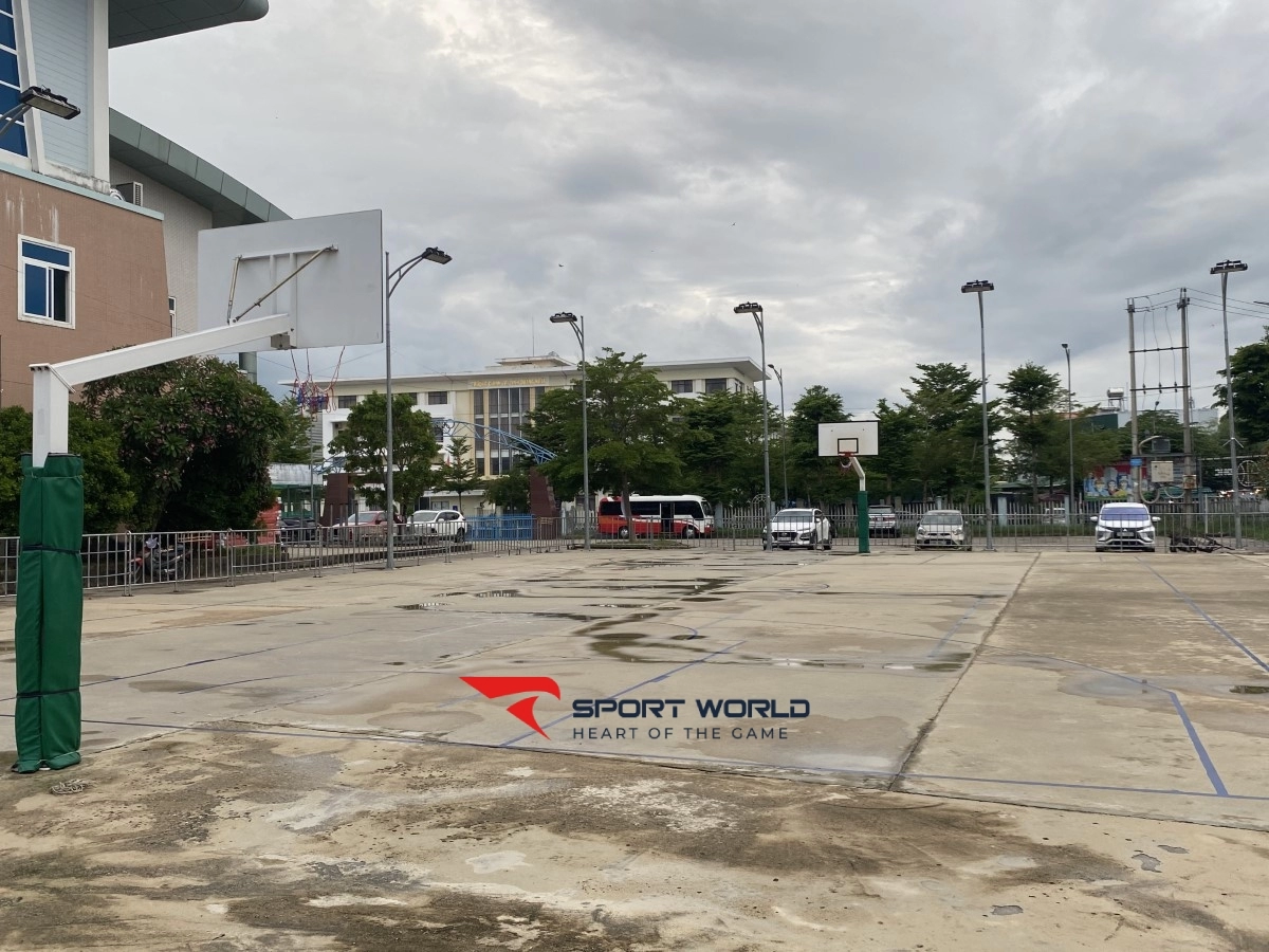 Sân bóng rổ Nhà thi đấu đa năng tỉnh Quảng Ngãi