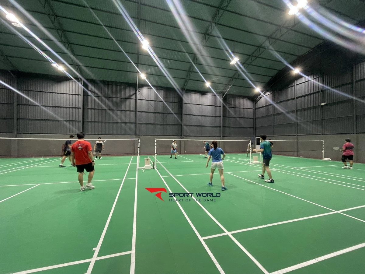 Sân cầu lông Đỉnh Cao