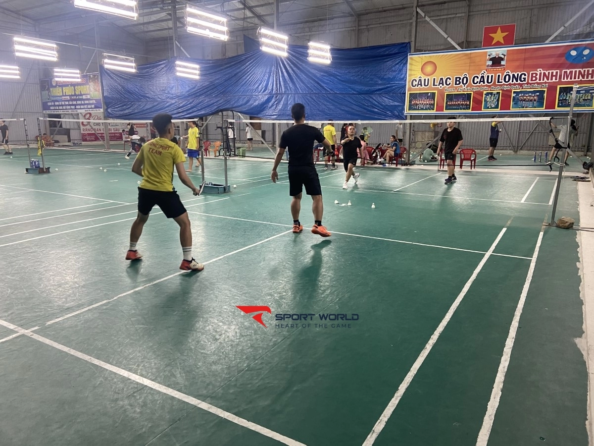 Sân Cầu Lông Đá Ba Chồng