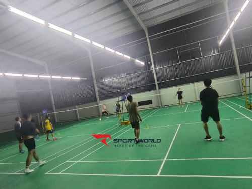 Sân cầu lông CLB cầu lông Tuổi Trẻ