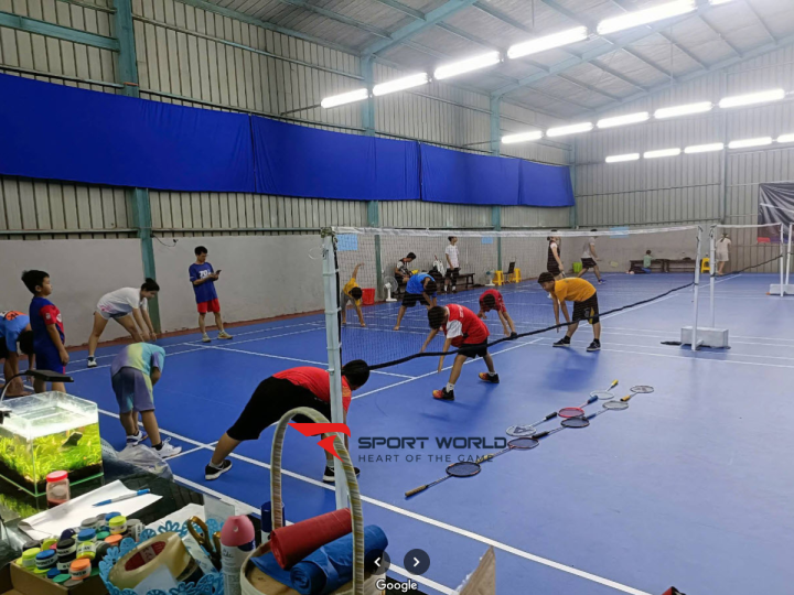 Sân cầu lông HKT