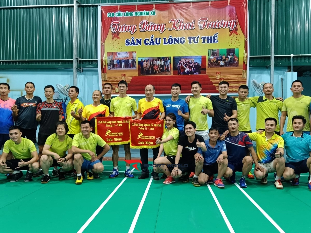 Sân cầu lông Tư Thế