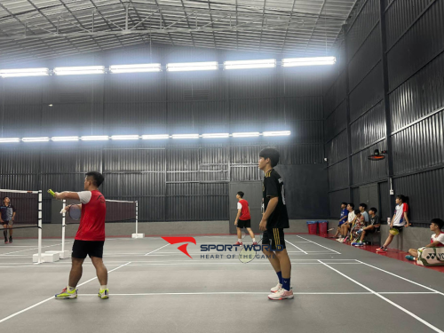 Sân cầu lông Lâm Huỳnh