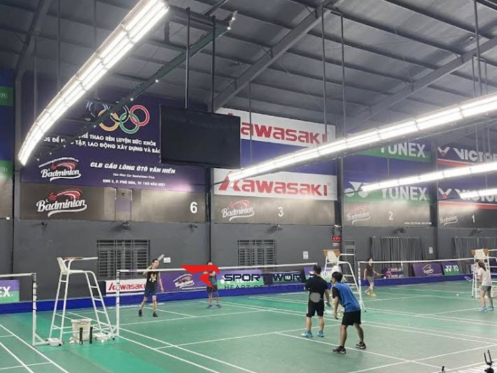 Sân Cầu Lông Ô tô Văn Hiền