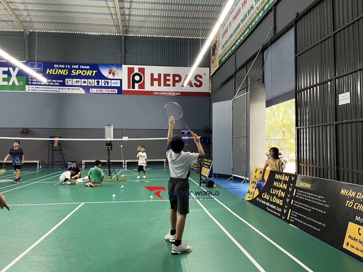 Sân Cầu Lông Lê Vũ