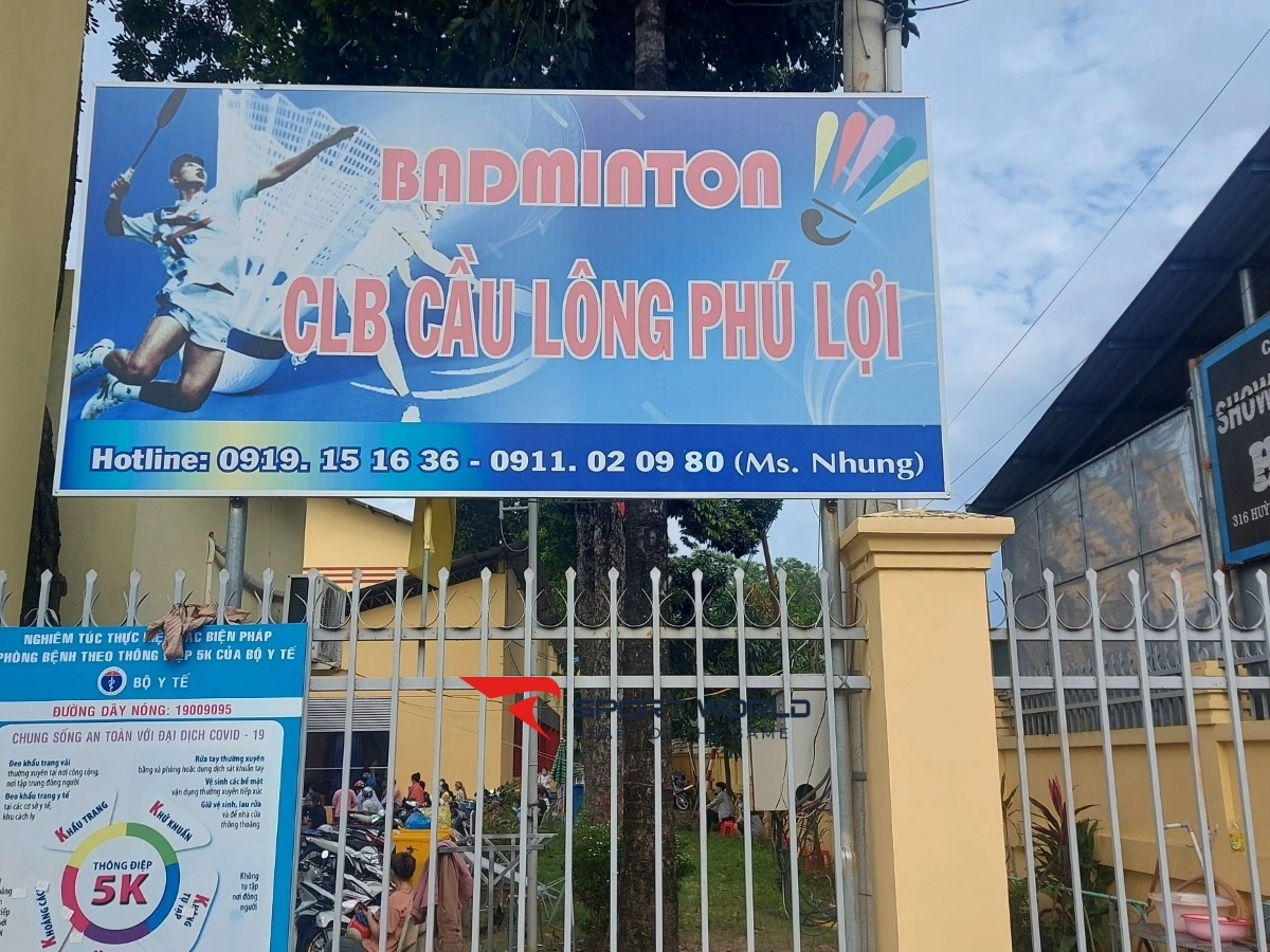 Sân cầu lông Phú Lợi