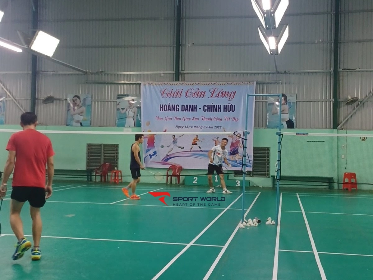 Sân Cầu Lông Hoàng Danh