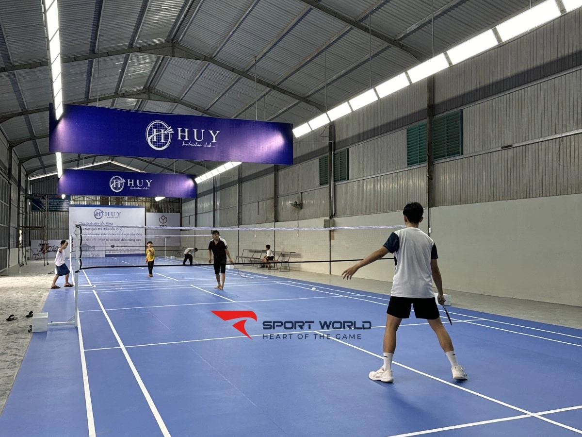 Sân cầu lông Huy Badminton Club