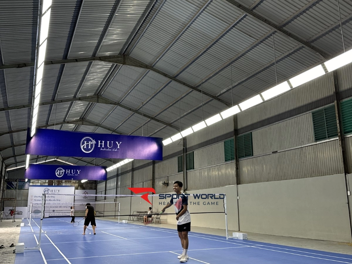 Sân cầu lông Huy Badminton Club