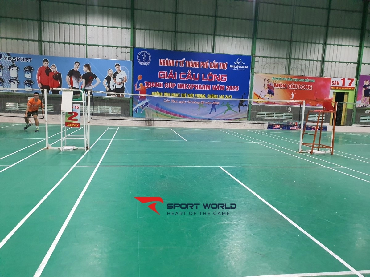 Sân cầu lông Quang Sport Cần Thơ